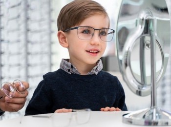 Wanneer heeft mijn kind een bril nodig?
